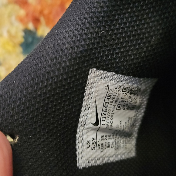 CLEATS - Picture 3 of 3